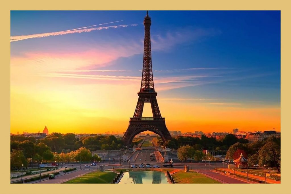 paris- romantic european destination. 
the amazing eiffel tower

